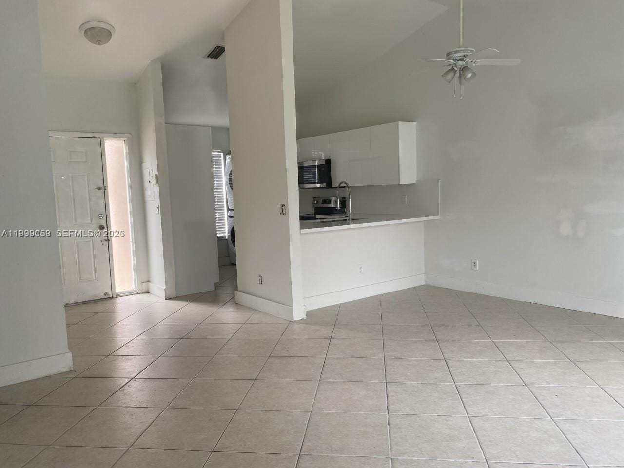 219 SE 8th Street 601, Hallandale Beach, FL 33009 photo 4