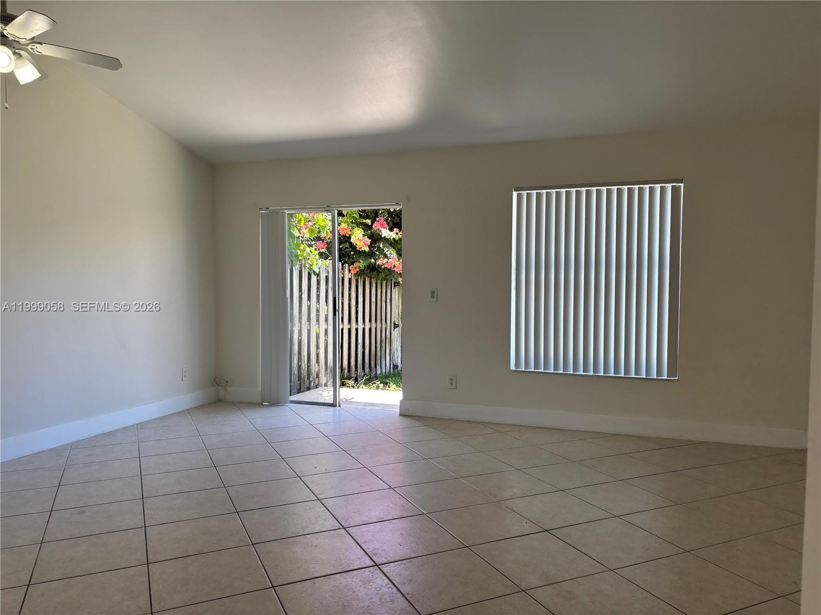 219 SE 8th Street 601, Hallandale Beach, FL 33009 photo 6