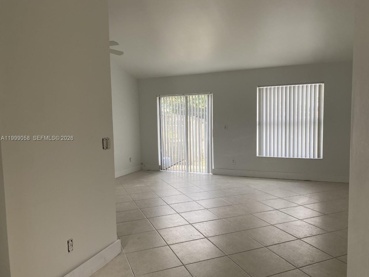 219 SE 8th Street 601, Hallandale Beach, FL 33009 photo 7