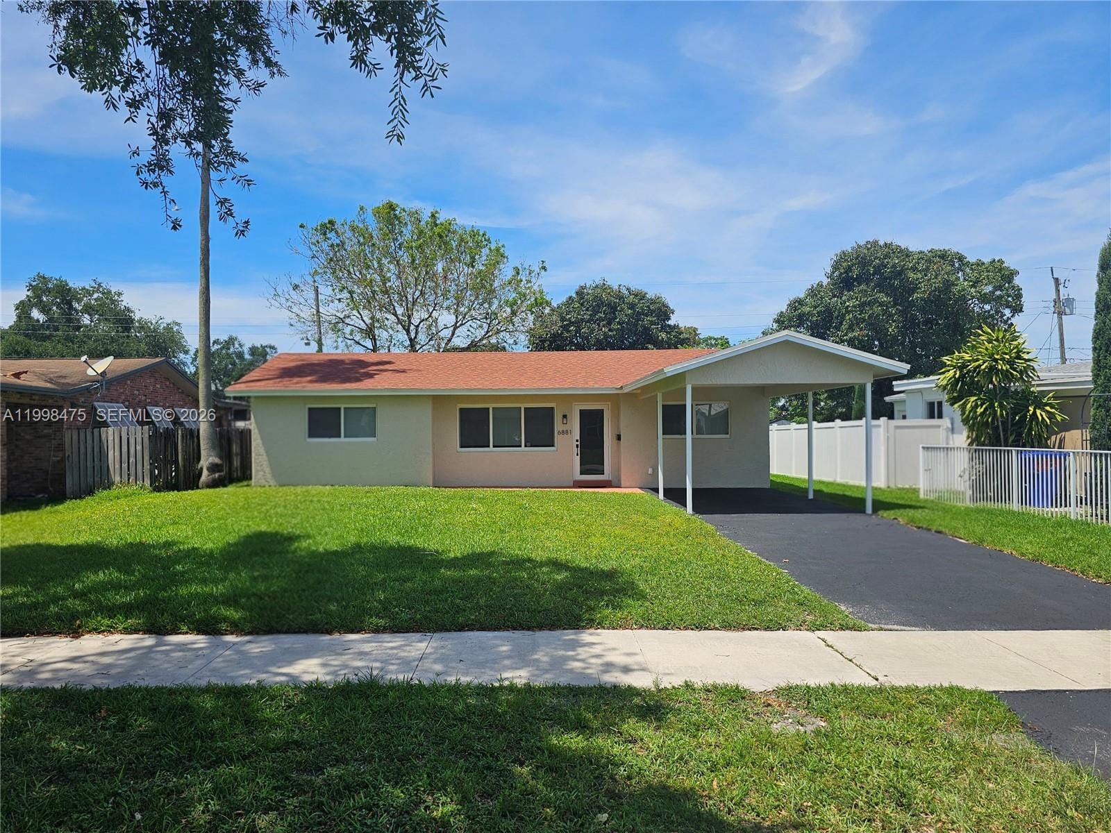 6881 Harding Street, Hollywood, FL 33024
