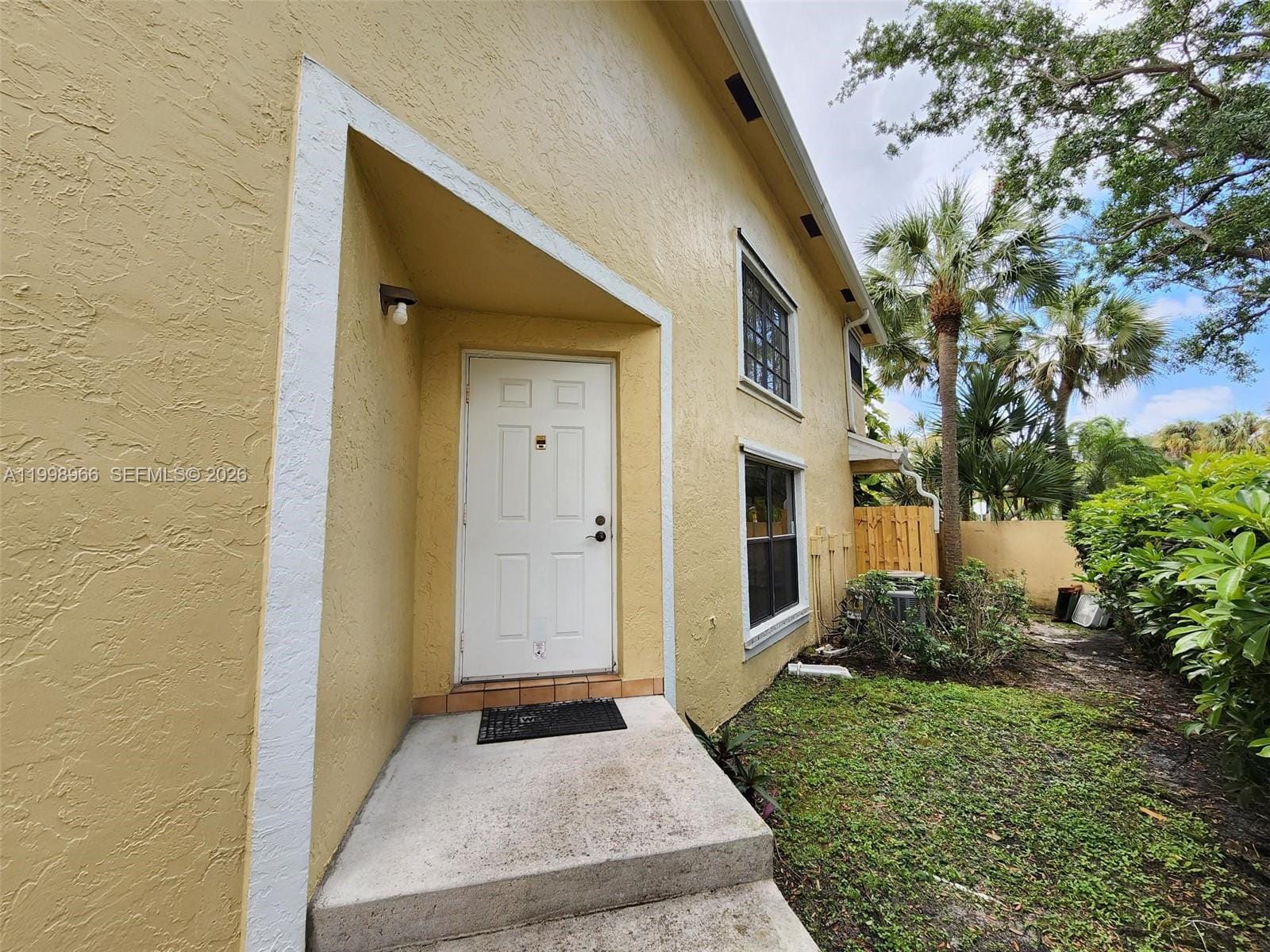 200 SW 95th Terrace 200, Pembroke Pines, FL 33025 photo 5