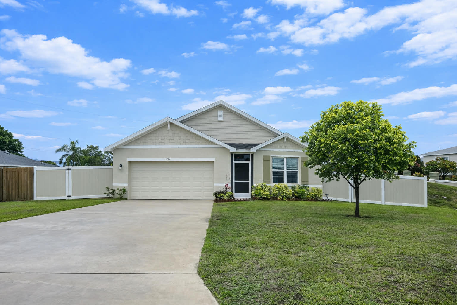 1040 SW Canary Terrace, Port St. Lucie, FL 34953, Port St Lucie
