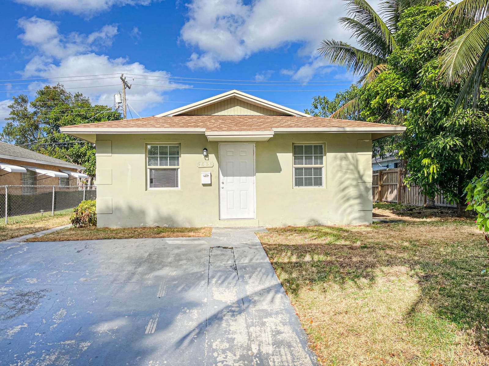 705 58th Street, West Palm Beach, FL 33407 photo 1