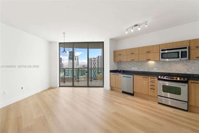350 S Miami Avenue 3413, sold in Wind Condo, Miami, FL