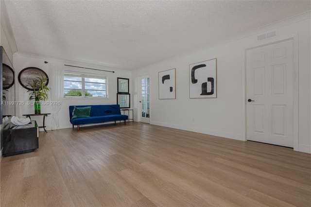 2500 SW 81st Avenue 304, sold in Arrowhead Condo No Iii, Davie, FL