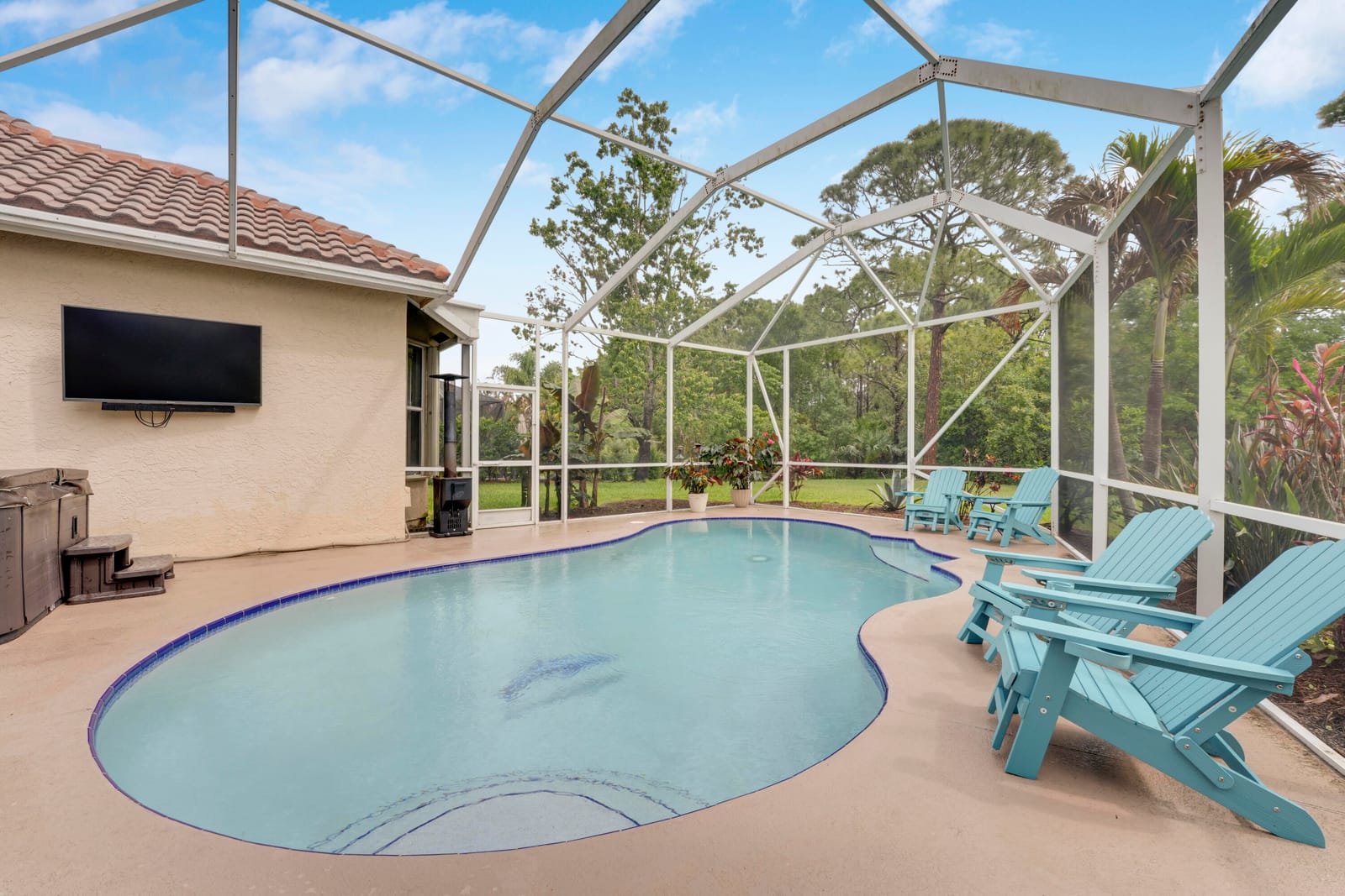 573 SW Saint Kitts Cove, Port St. Lucie, FL 34986