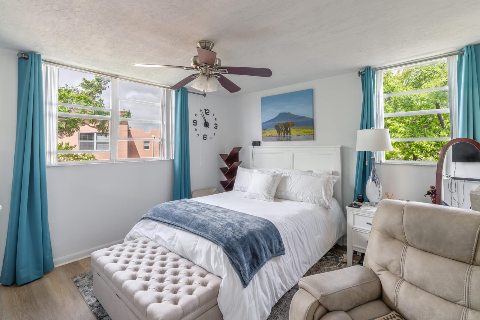 2801 Somerset Drive 411 — photo 4