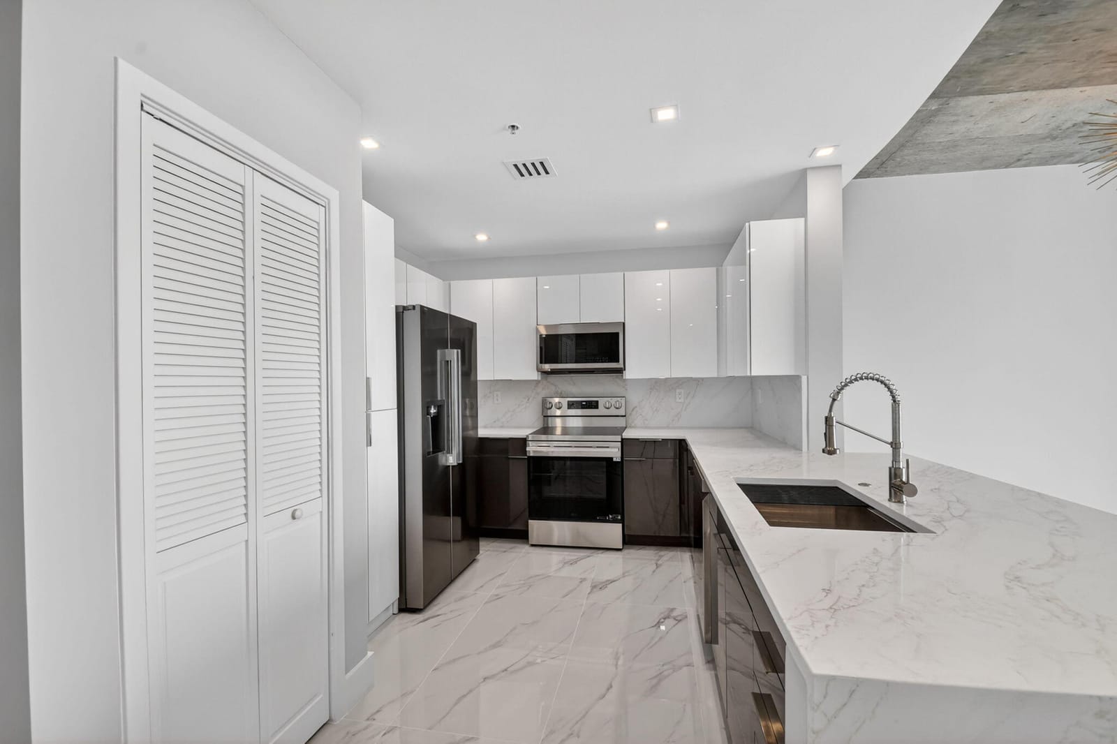 300 S Australian Avenue 1112, West Palm Beach, FL 33401 photo 5