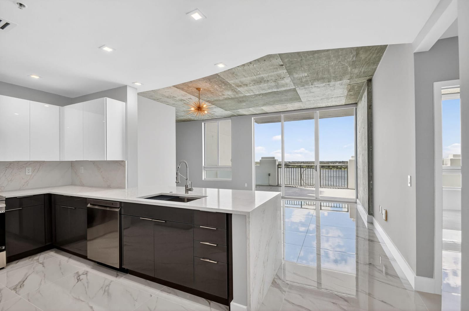 300 S Australian Avenue 1112, West Palm Beach, FL 33401