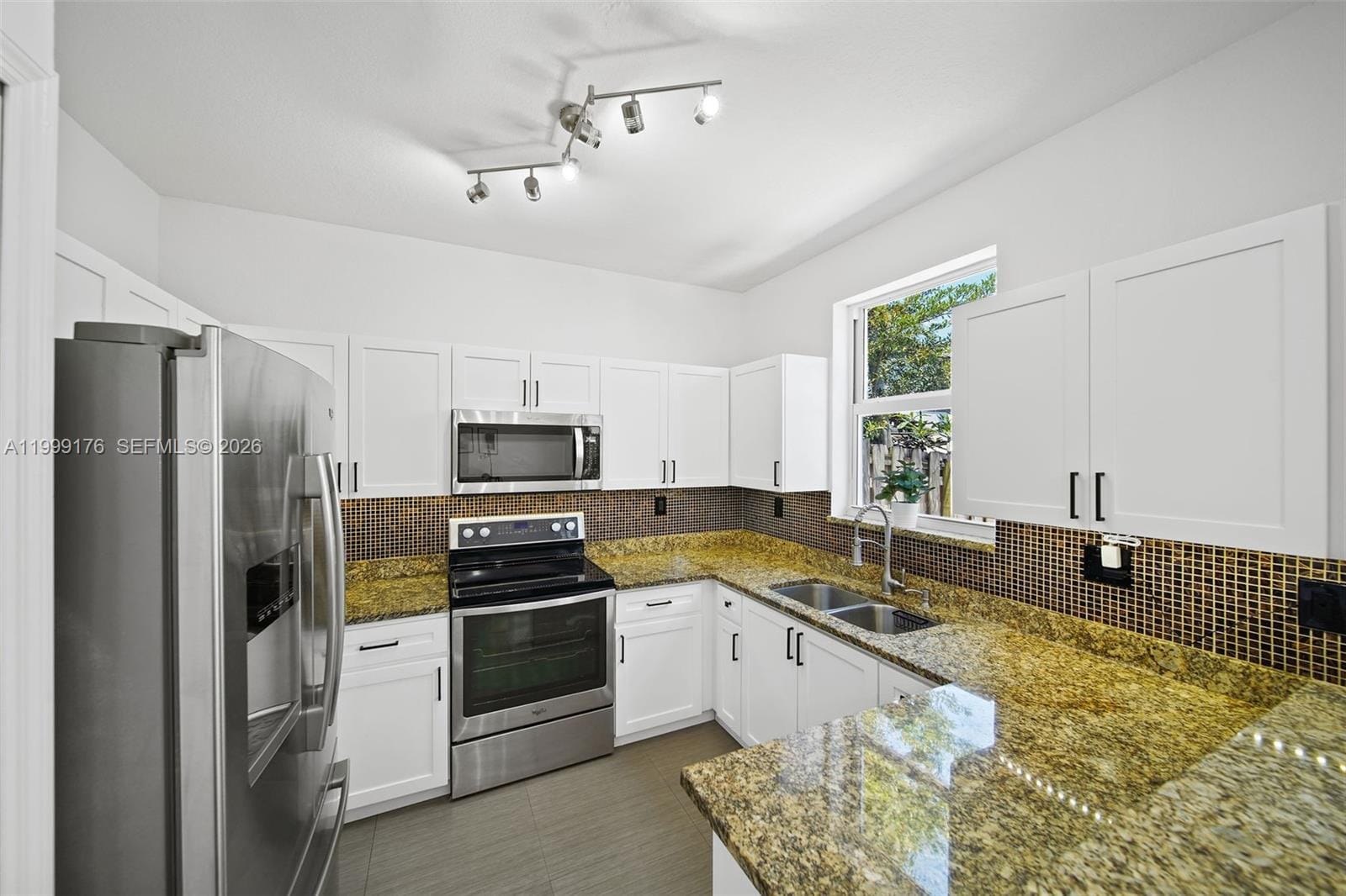 11613 NW 78th Street, Doral, FL 33178 photo 28