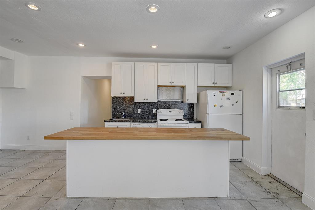 707 SW 9th Court, Delray Beach, FL 33444, Delray Beach