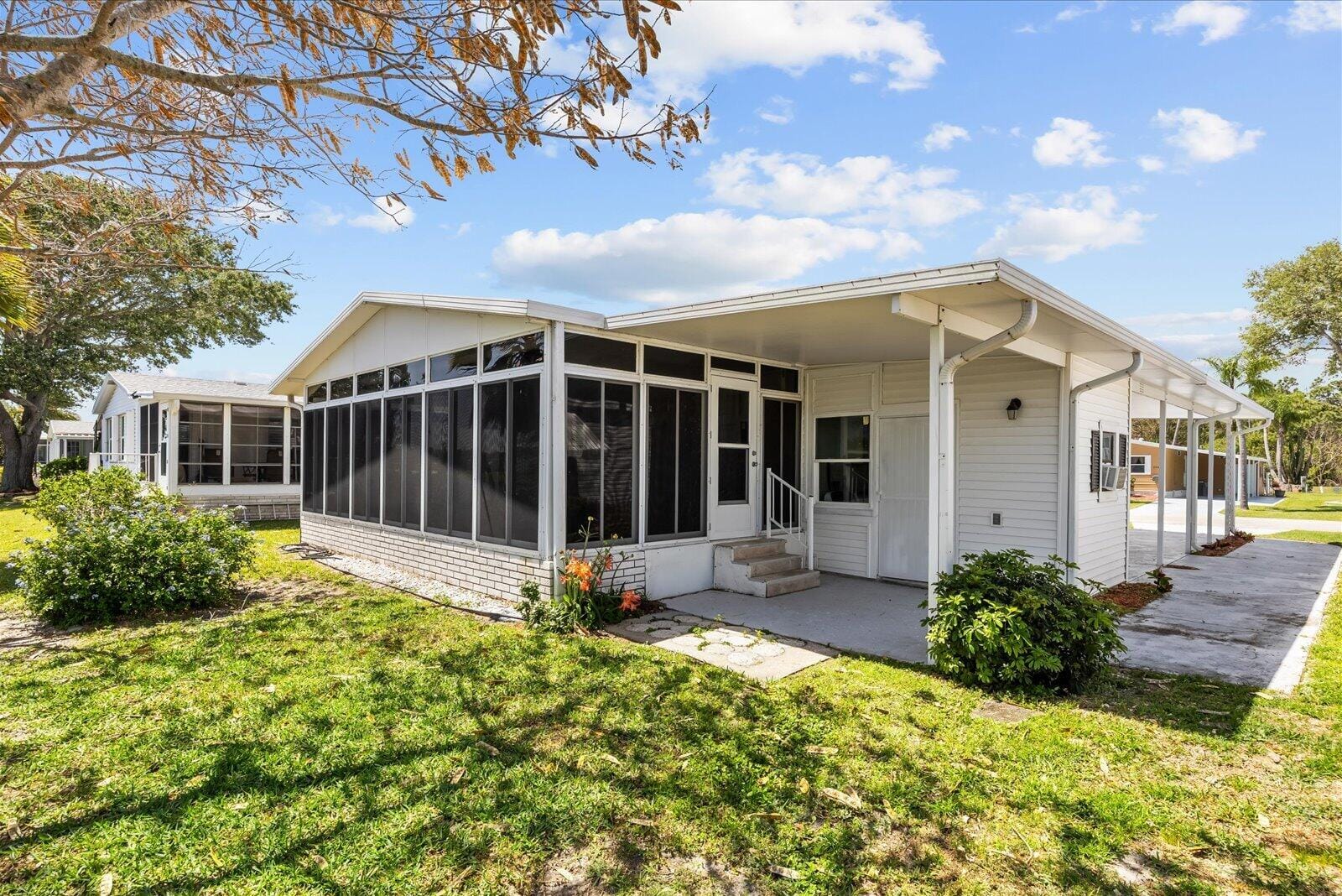 2948 Fiddlewood Circle, Port St. Lucie, FL 34952
