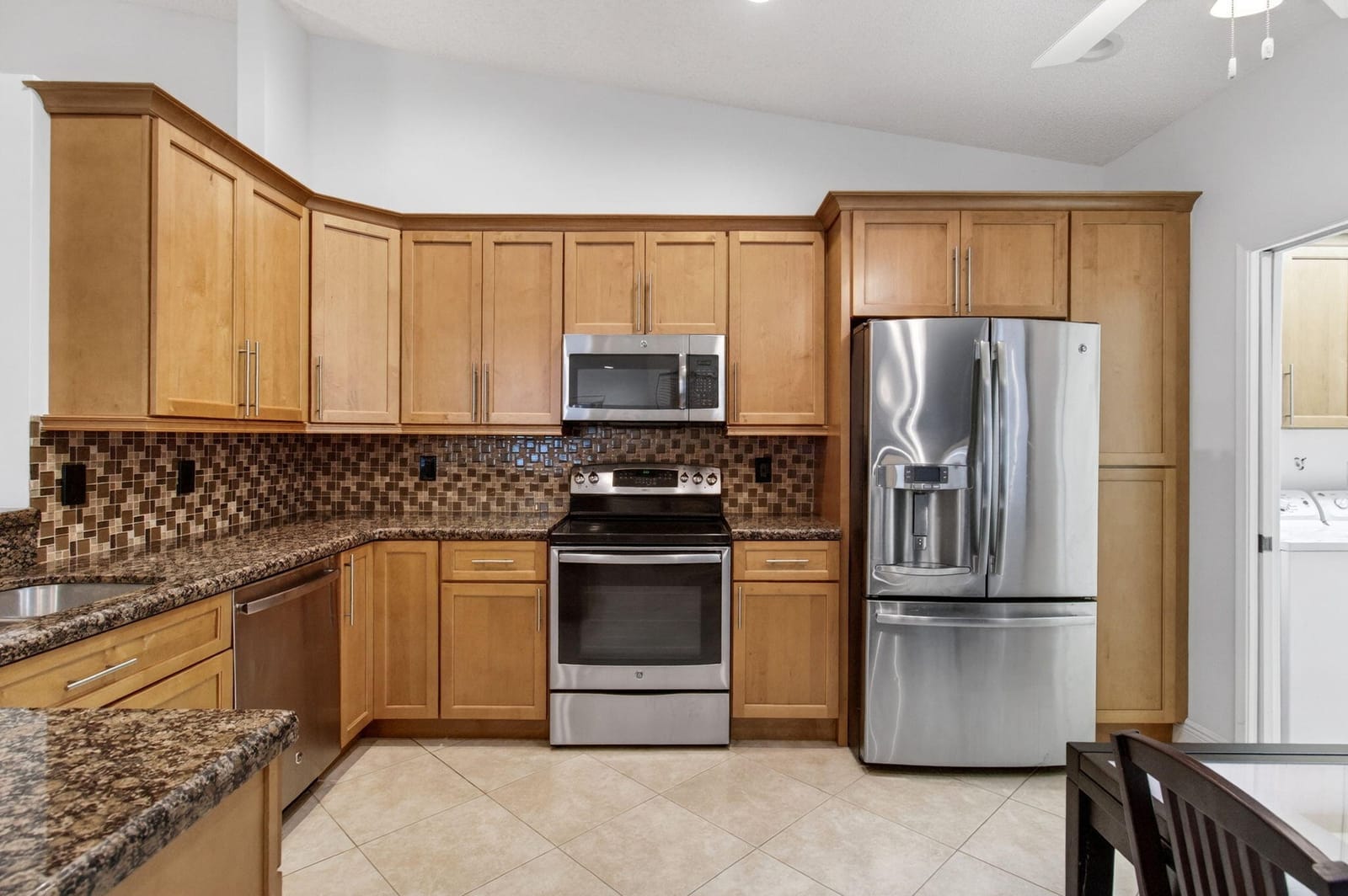 6135 Waldwick Circle — photo 5