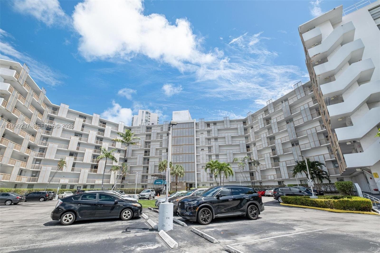 3475 N Country Club Drive 619, Aventura, FL 33180 photo 27