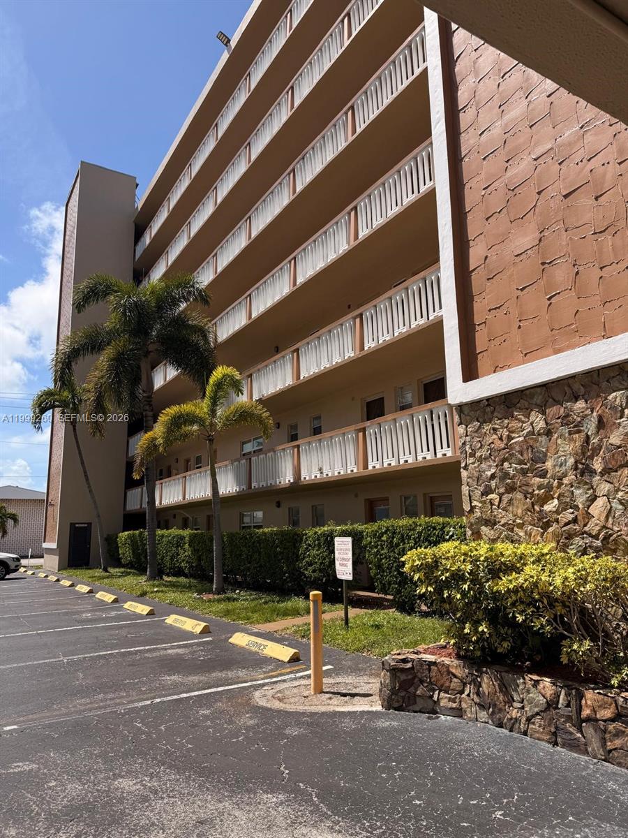 900 NE 12th Avenue 401, Hallandale Beach, FL 33009, Hallandale Beach
