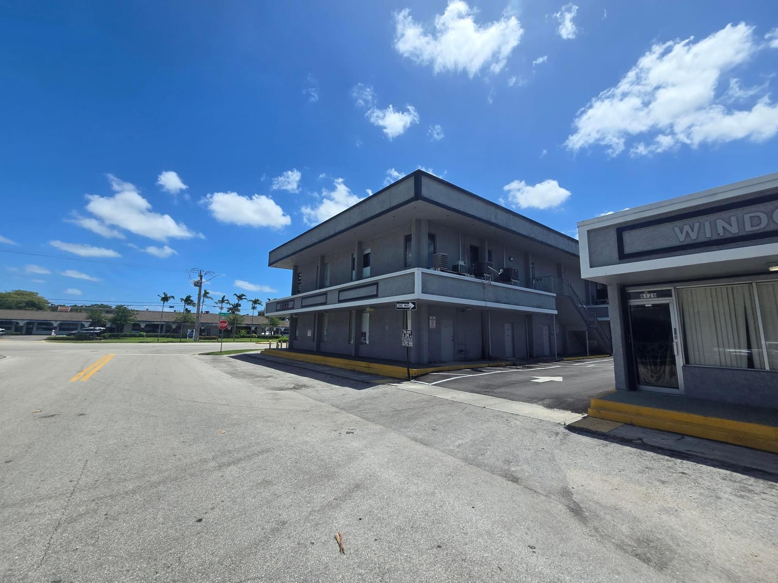 6120 NW 11th Street 10-2, Sunrise, FL photo 4