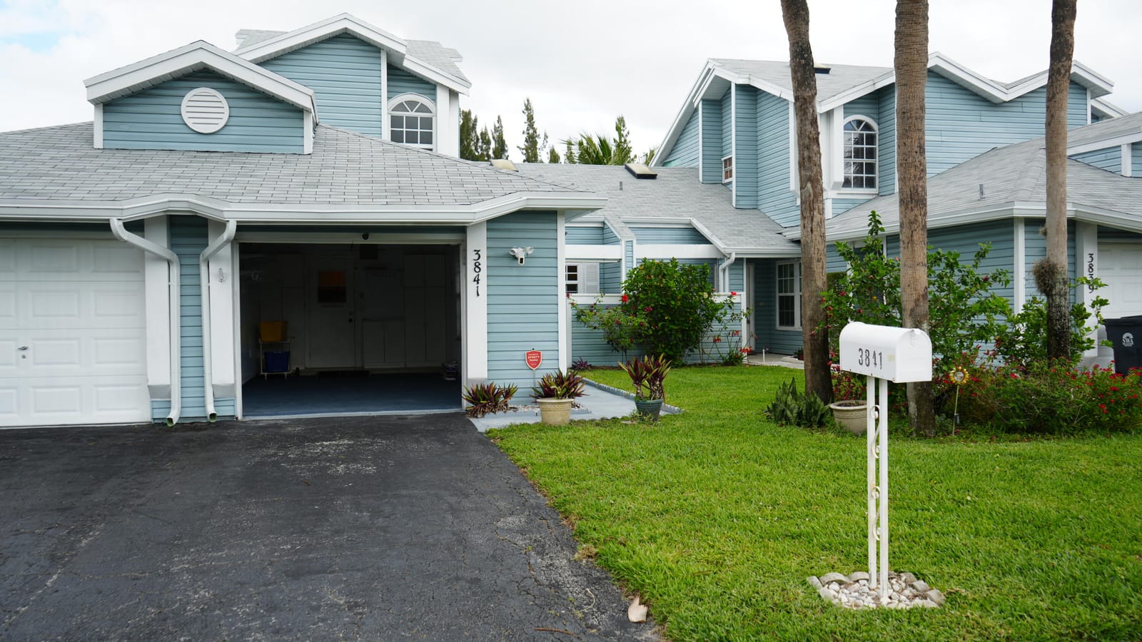 3841 Island Club Circle E, Lake Worth, FL 33462 photo 2