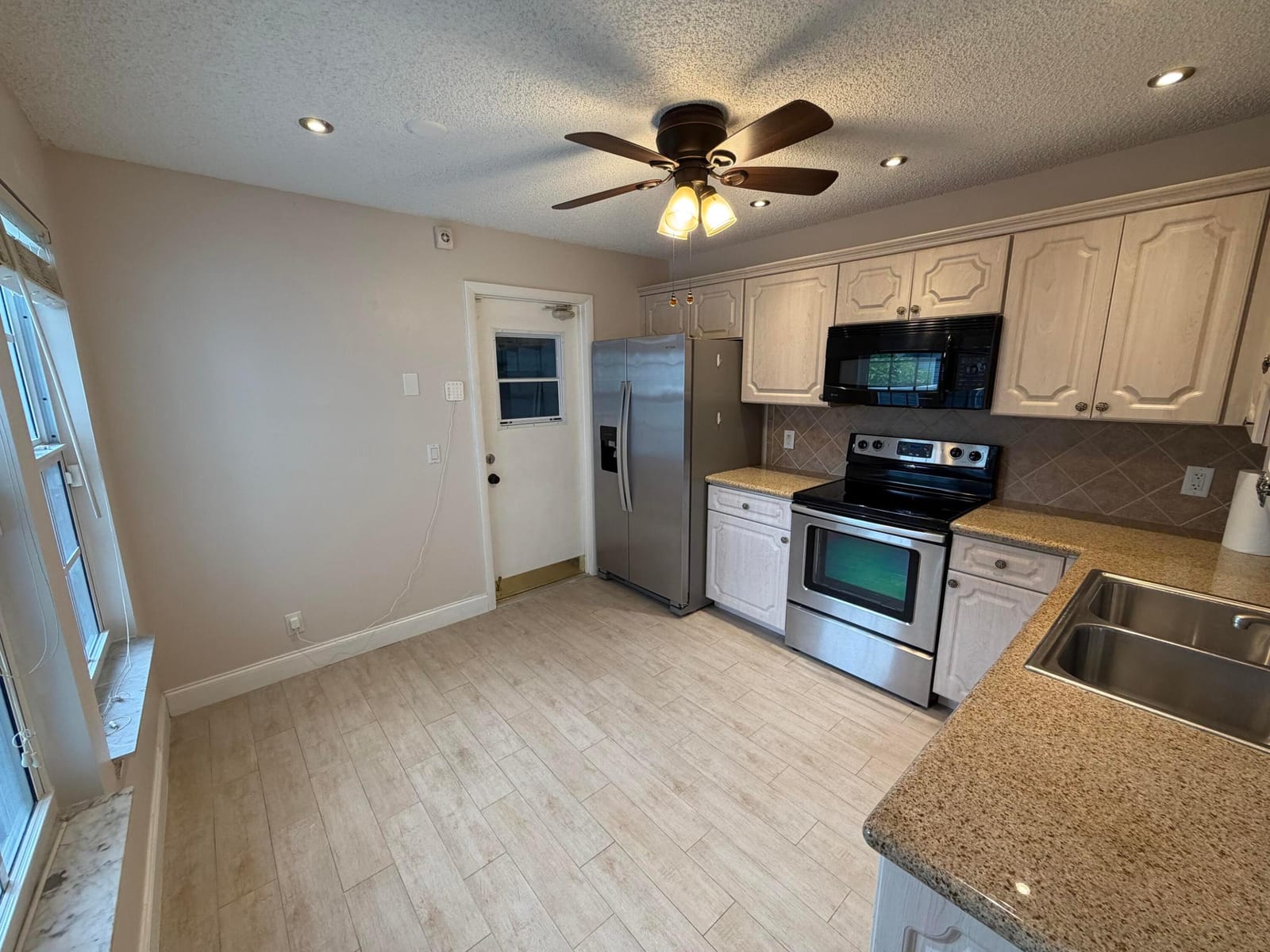 3841 Island Club Circle E, Lake Worth, FL 33462 photo 5