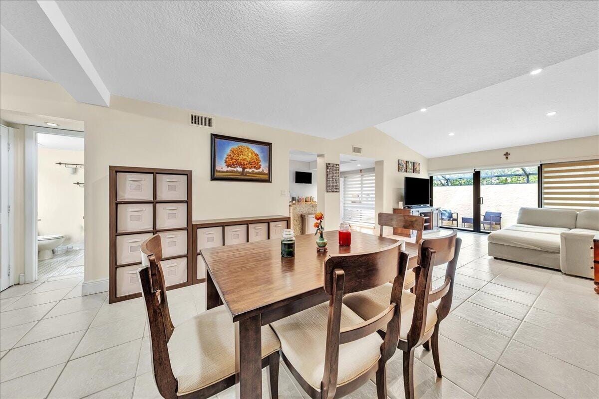 8715 Cleary Boulevard, Plantation, FL 33324 photo 12