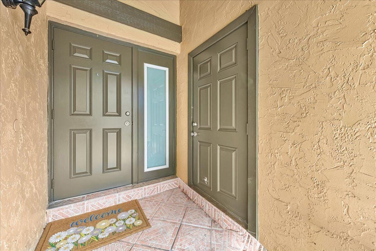 8715 Cleary Boulevard, Plantation, FL 33324 photo 5