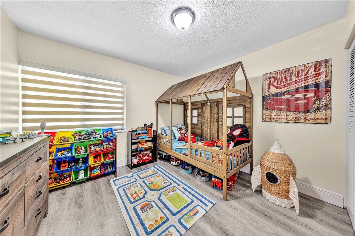 8715 Cleary Boulevard, Plantation, FL 33324 photo 6