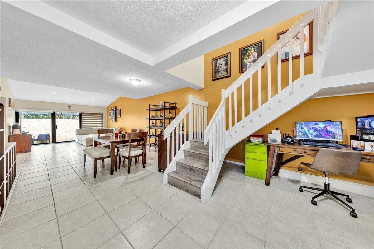 8715 Cleary Boulevard, Plantation, FL 33324 photo 9