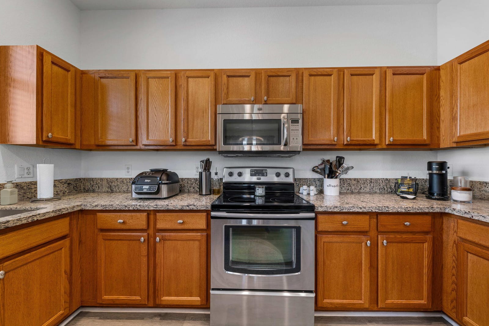 950 Marina Del Ray Lane 1, West Palm Beach, FL 33401 photo 18