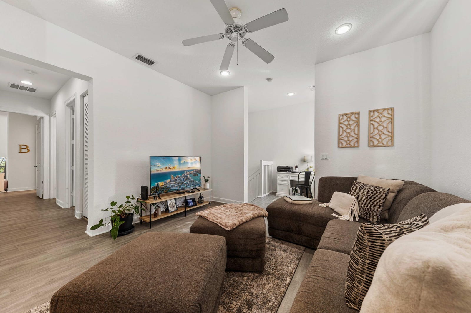 950 Marina Del Ray Lane 1, West Palm Beach, FL 33401 photo 9
