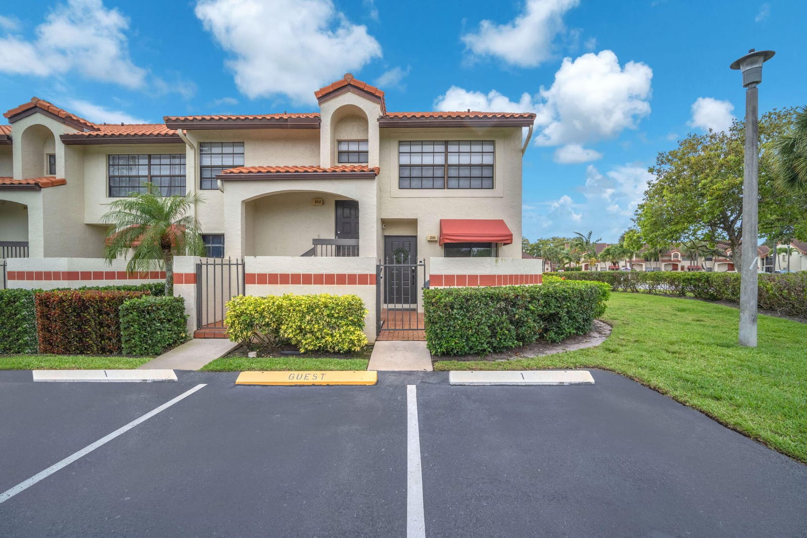 201 Republic Court, Deerfield Beach, FL 33442 photo 1