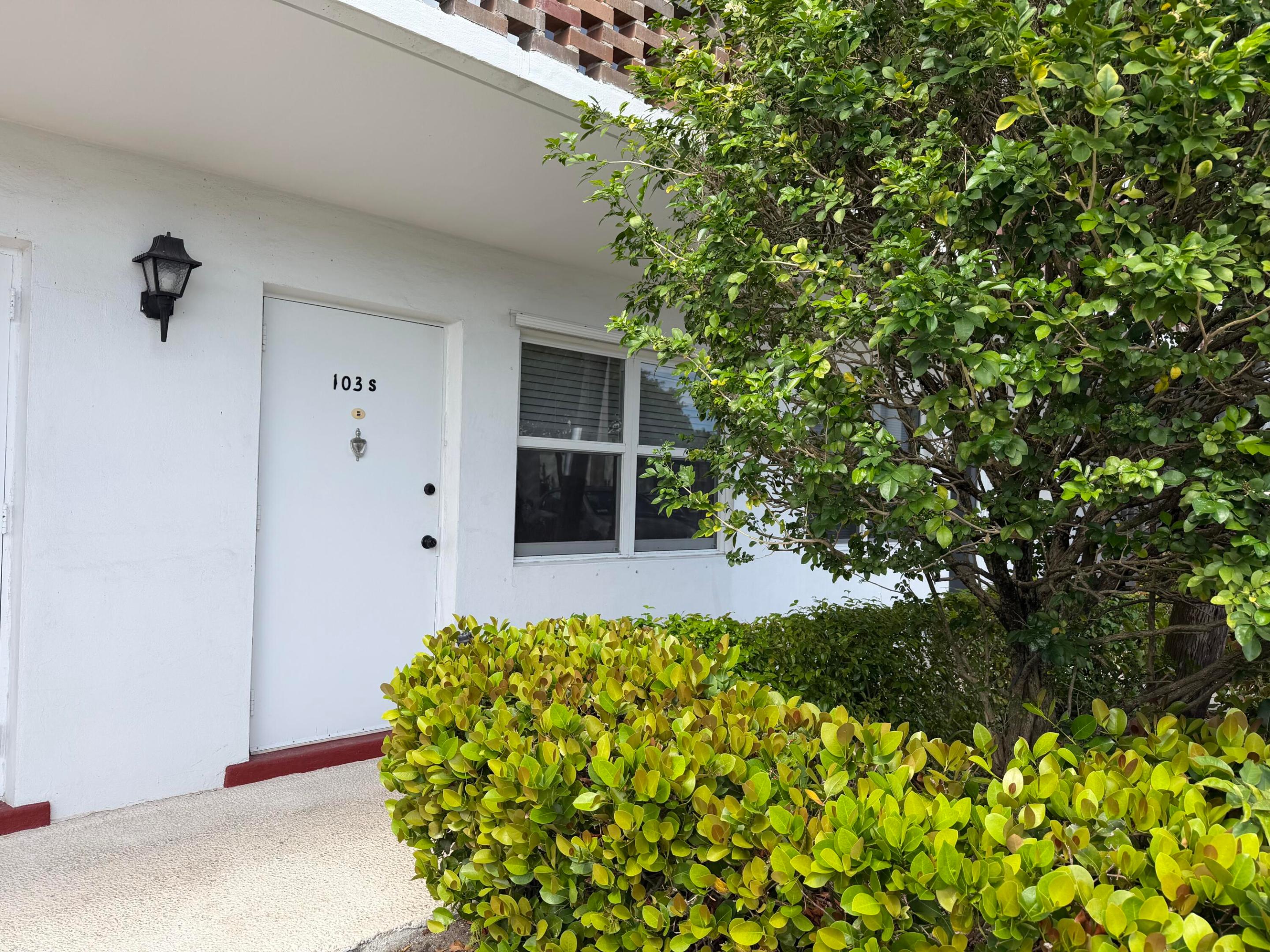 2050 NE 39th Street NE S103, Lighthouse Point, FL 33064, Lighthouse Point