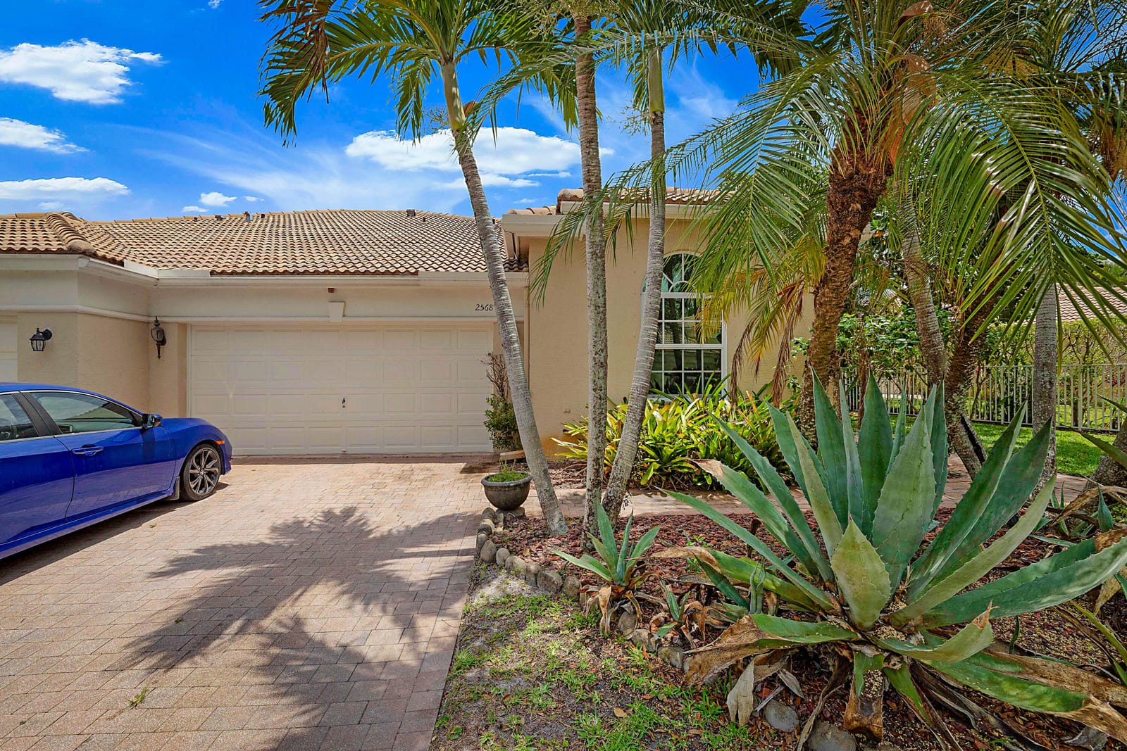 2568 Sandy Cay — photo 2