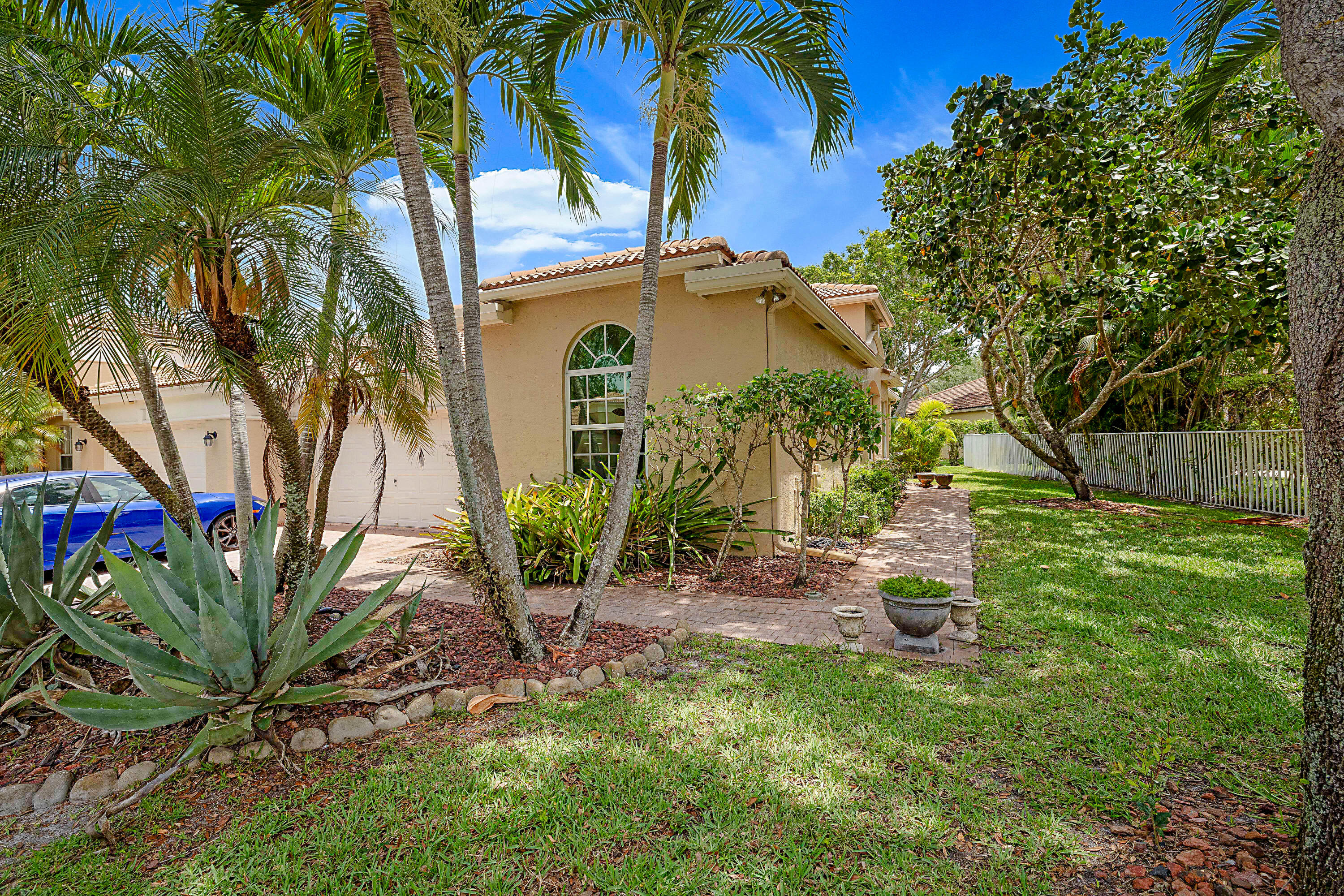 2568 Sandy Cay, West Palm Beach, FL 33411, West Palm Beach