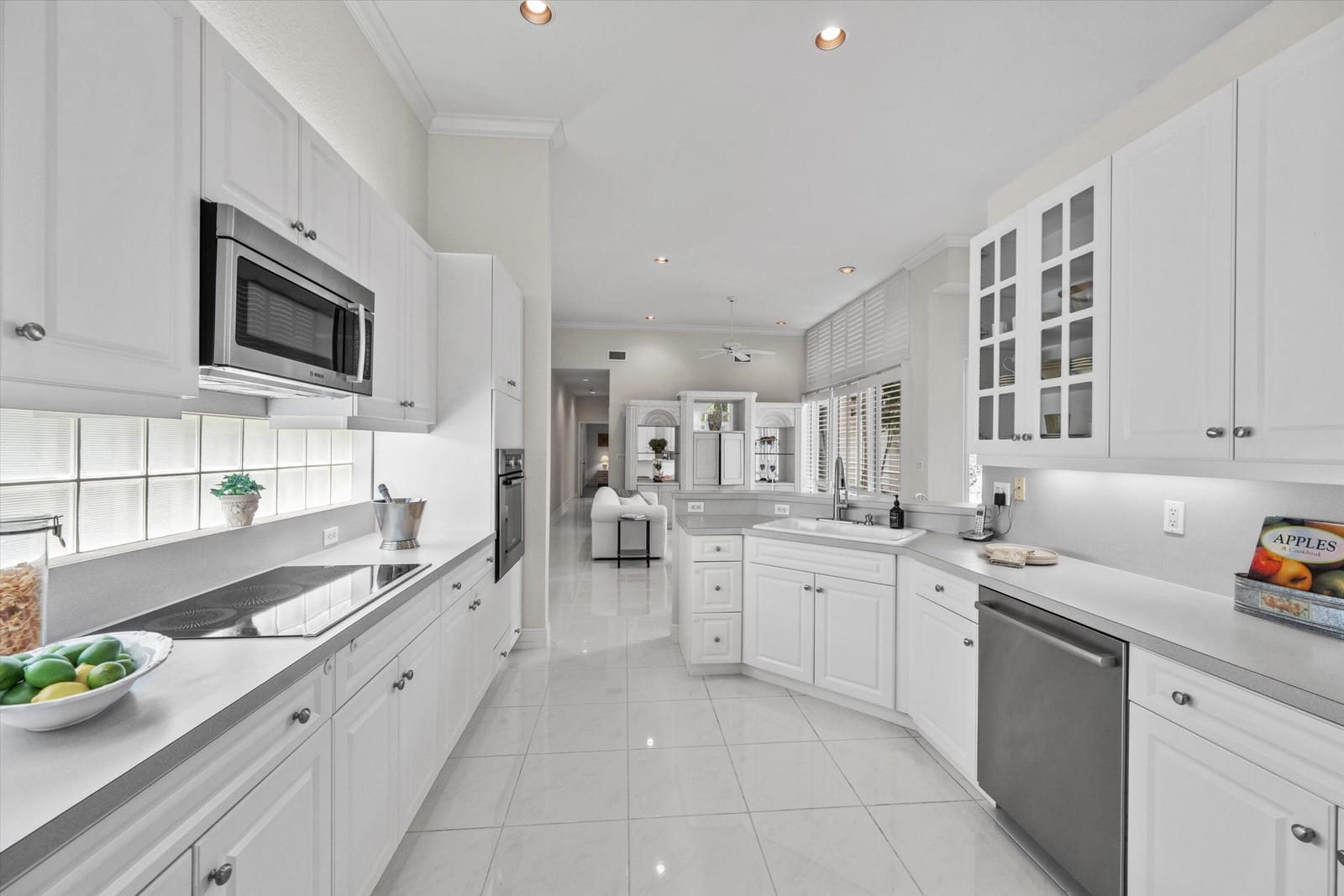 10802 Greenbriar Villa Drive, Lake Worth, FL 33449 photo 19