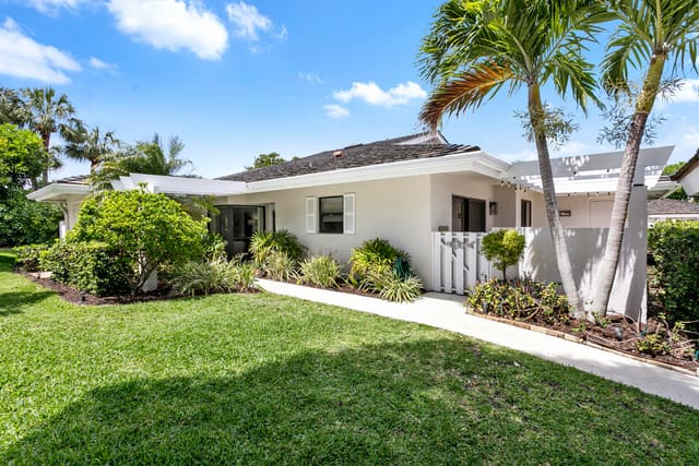 3616 Freshwater Drive, Jupiter, FL 33477