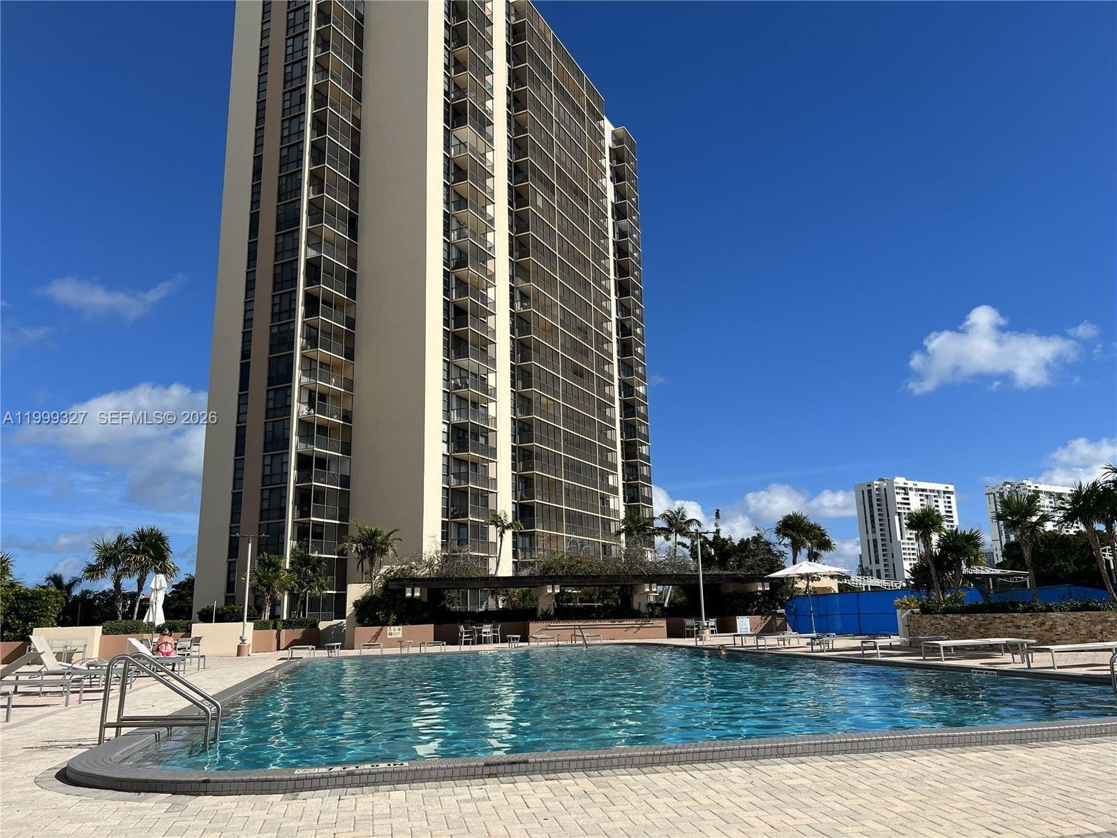 20335 W Country Club Drive 206, Aventura, FL 33180 photo 4