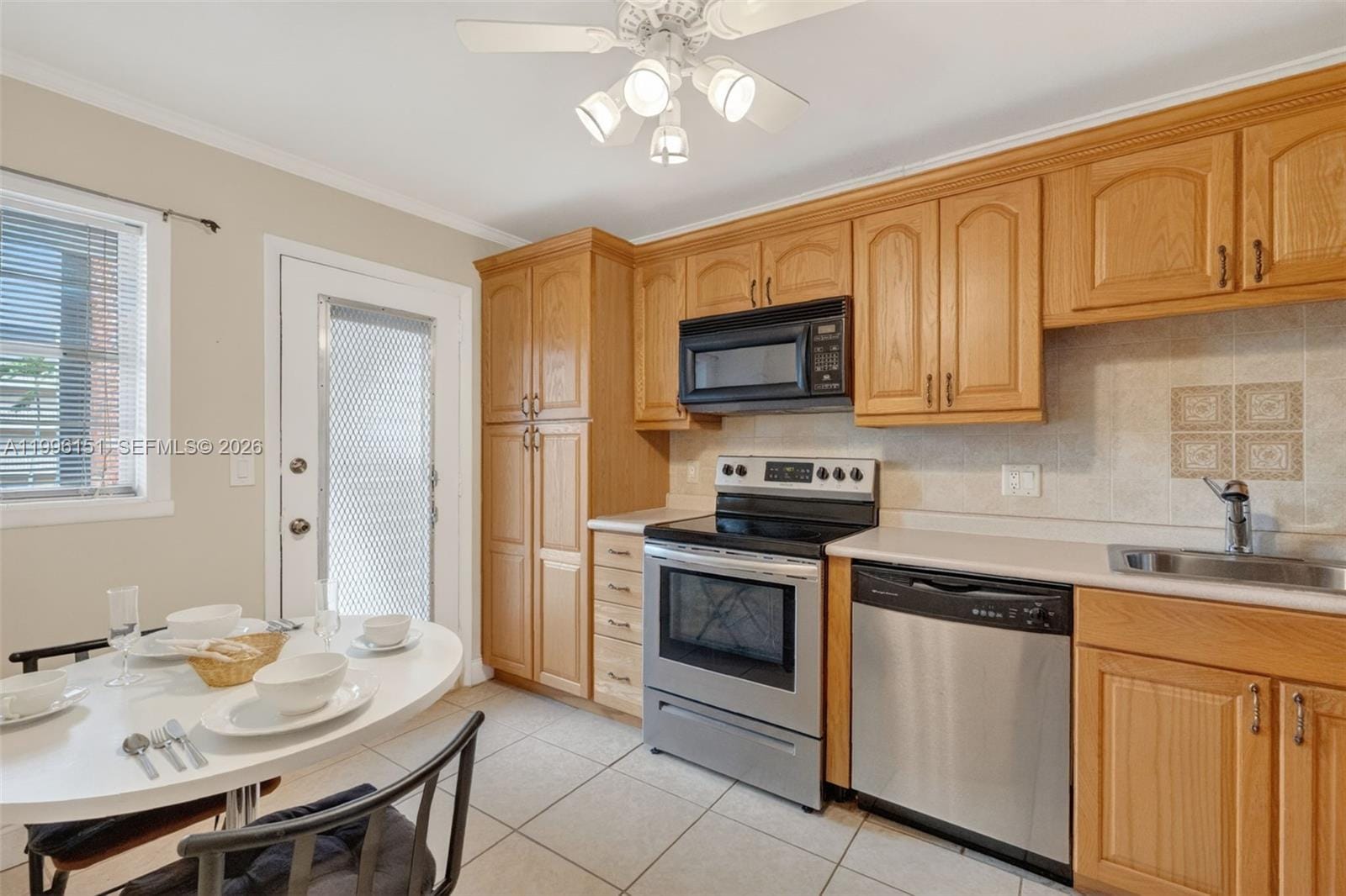 2991 NW 46th Avenue 210, Lauderdale Lakes, FL 33313 photo 8