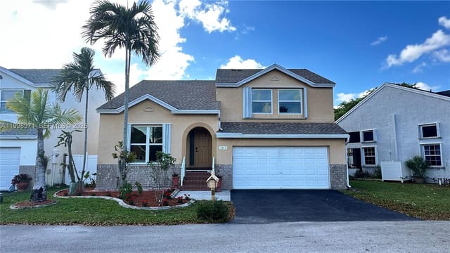 1141 Scarborough Drive, sold in Scarborough I, Davie, FL