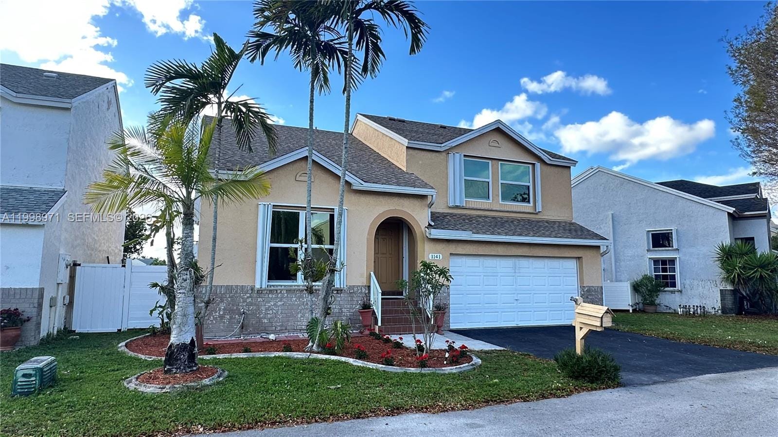 1141 Scarborough Drive, Davie, FL 33324 photo 2