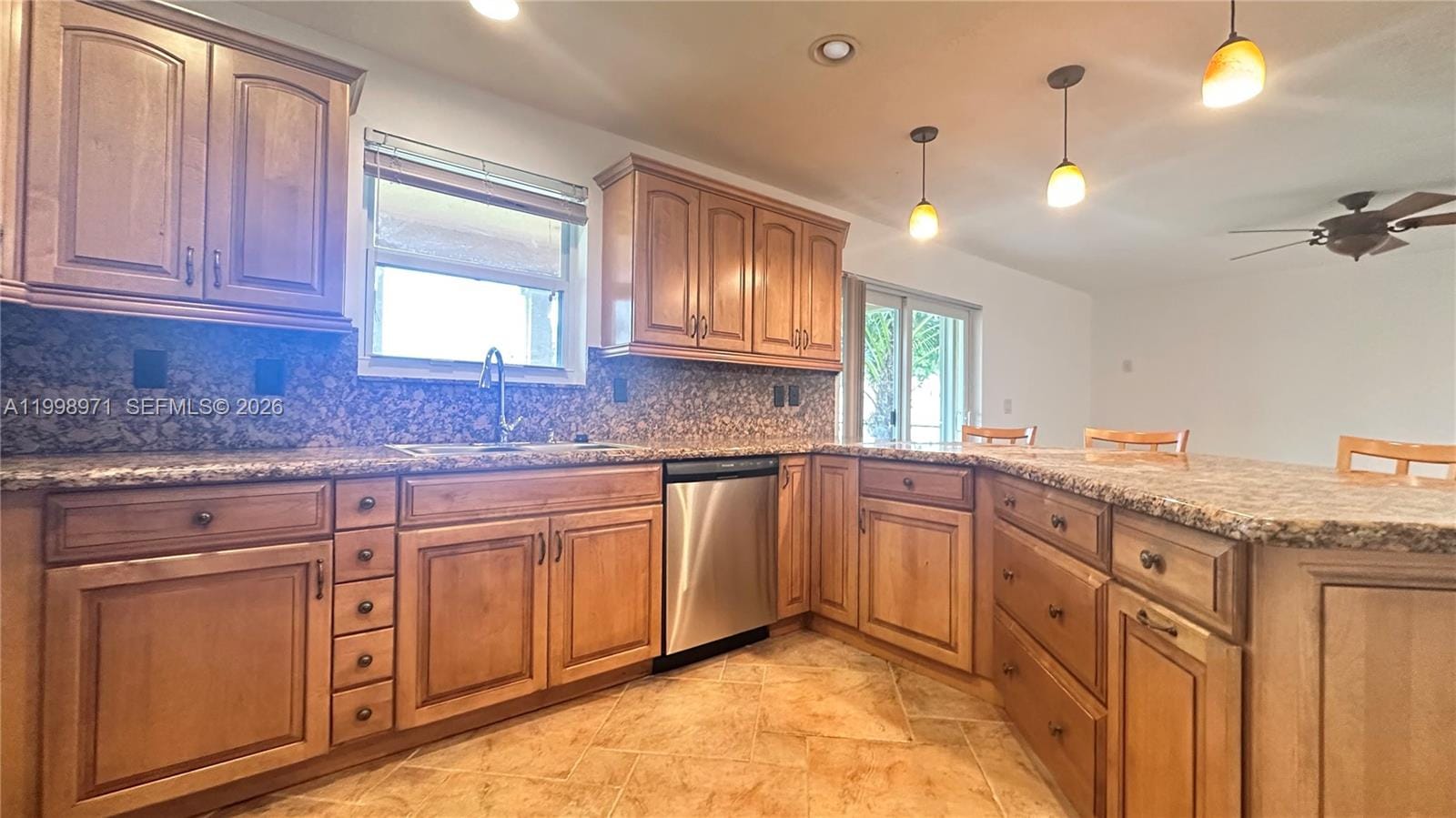 1141 Scarborough Drive, Davie, FL 33324 photo 8