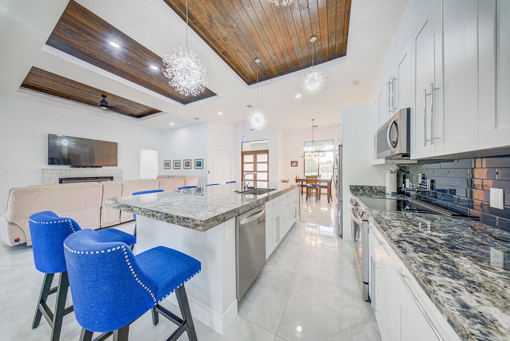 11165 Tangerine Boulevard, West Palm Beach, FL 33412 photo 15