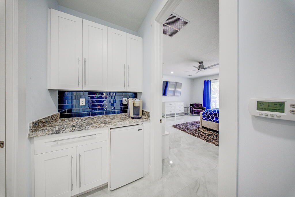 11165 Tangerine Boulevard, West Palm Beach, FL 33412 photo 18