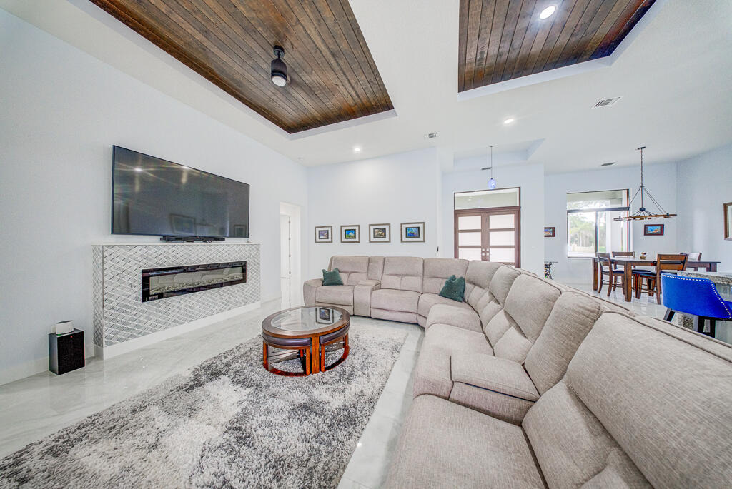 11165 Tangerine Boulevard — photo 10