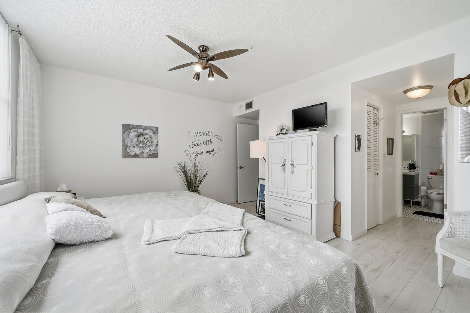 4330 Hillcrest Drive 804, Hollywood, FL 33021 photo 22