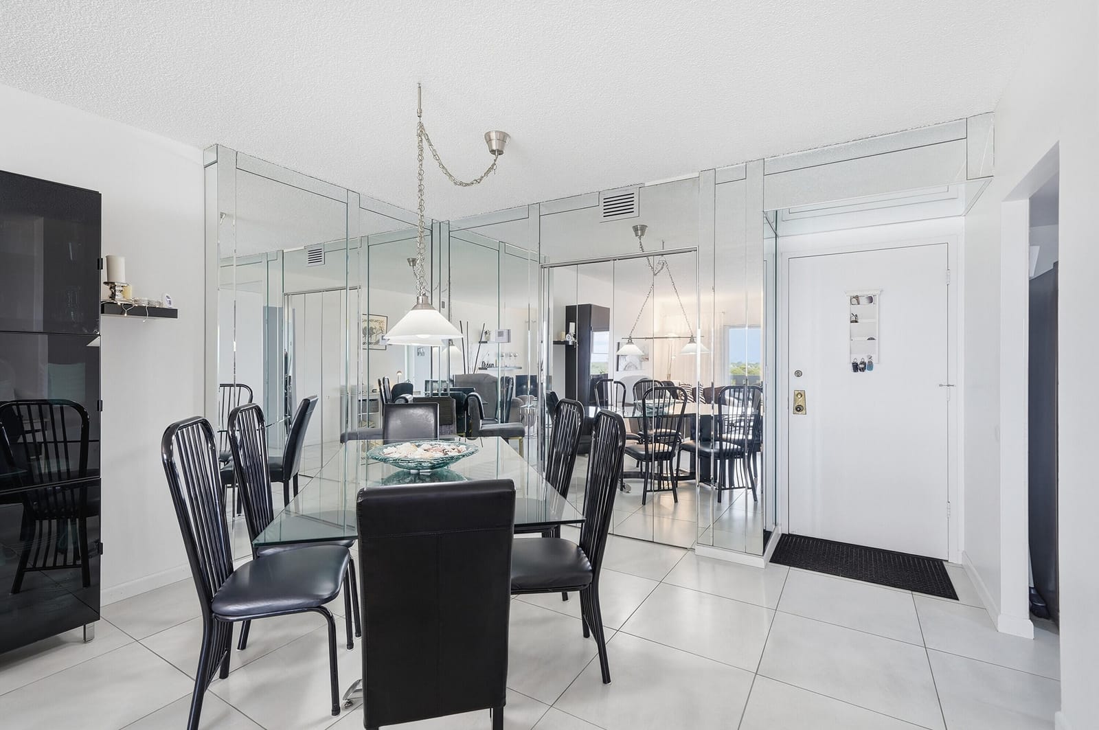 4330 Hillcrest Drive 804 — photo 4