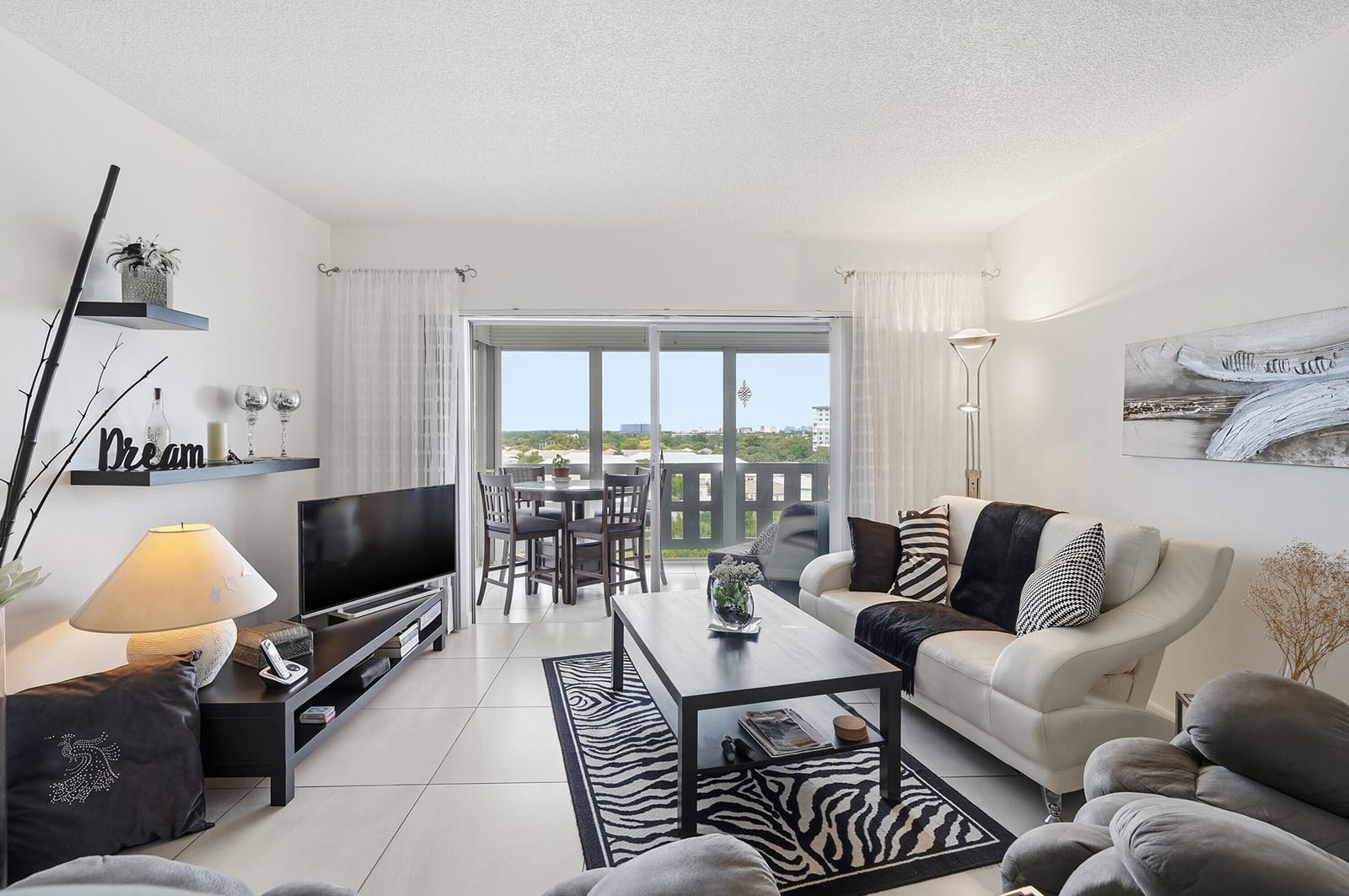 4330 Hillcrest Drive 804 — photo 10