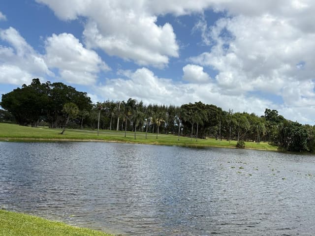 9400 N Hollybrook Lake Drive N 308, Pembroke Pines, FL 33025
