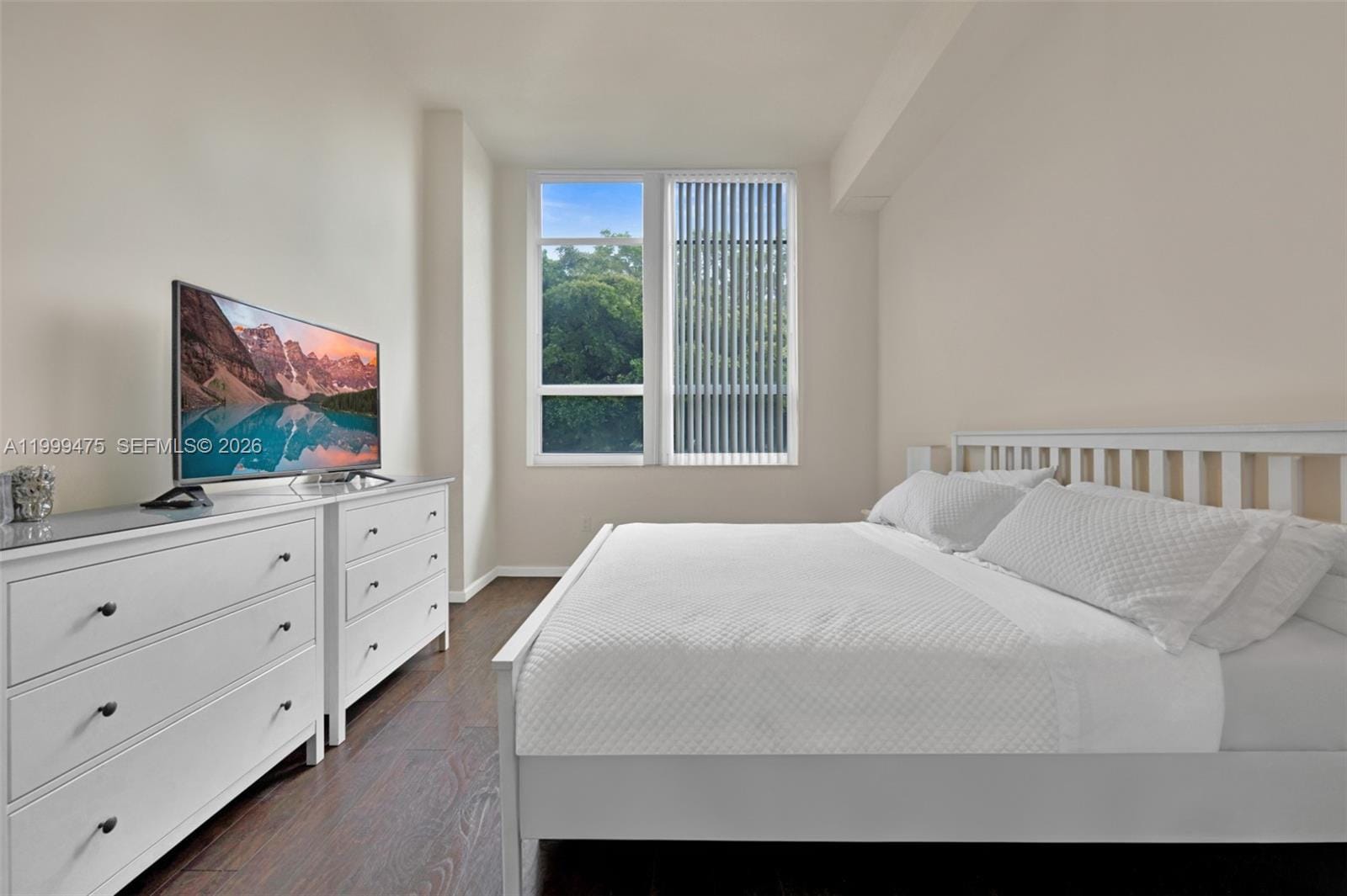 19501 W Country Club Drive 208 — photo 10