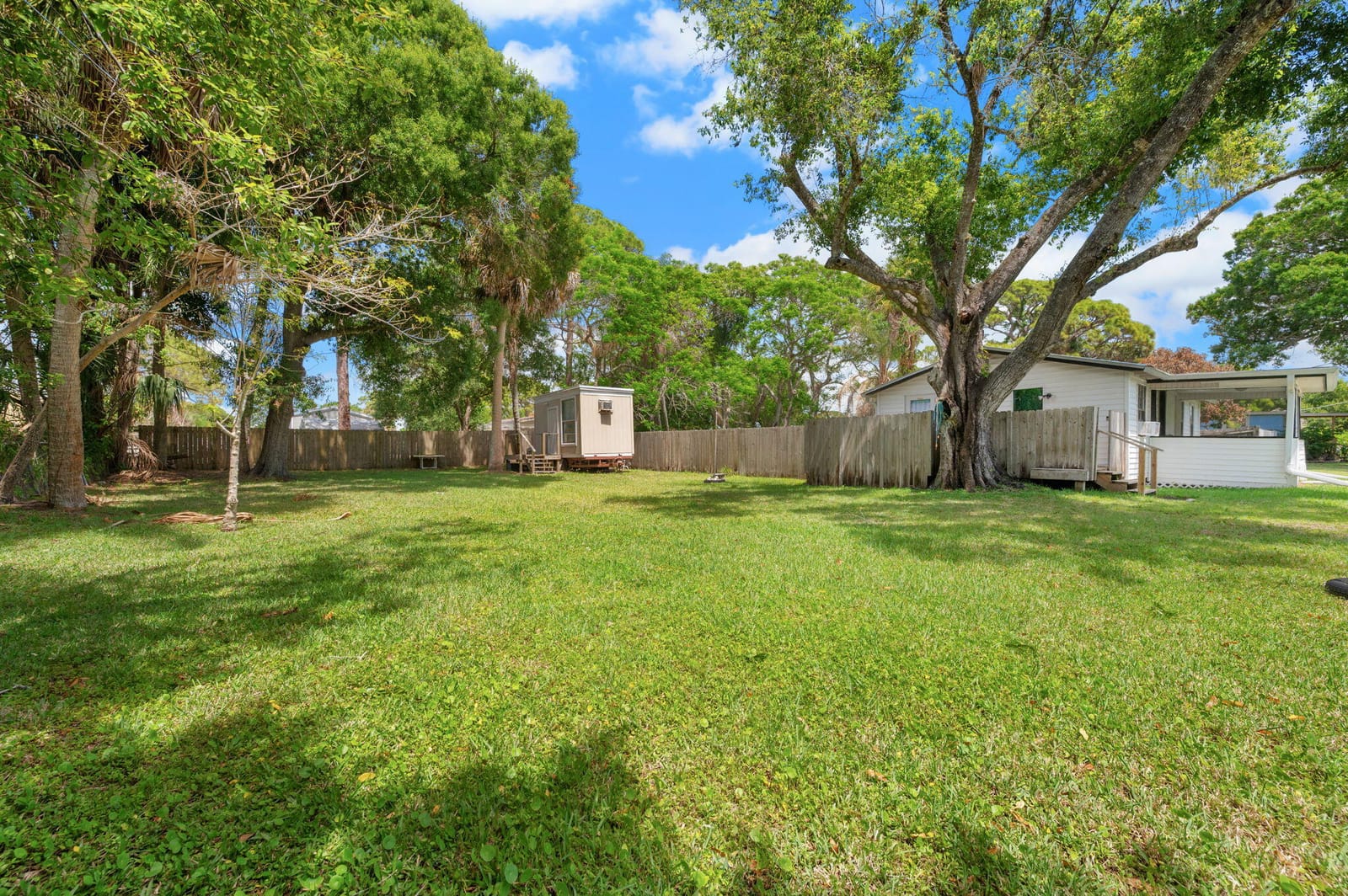 390 Baysinger Avenue, Fort Pierce, FL 34982 photo 14