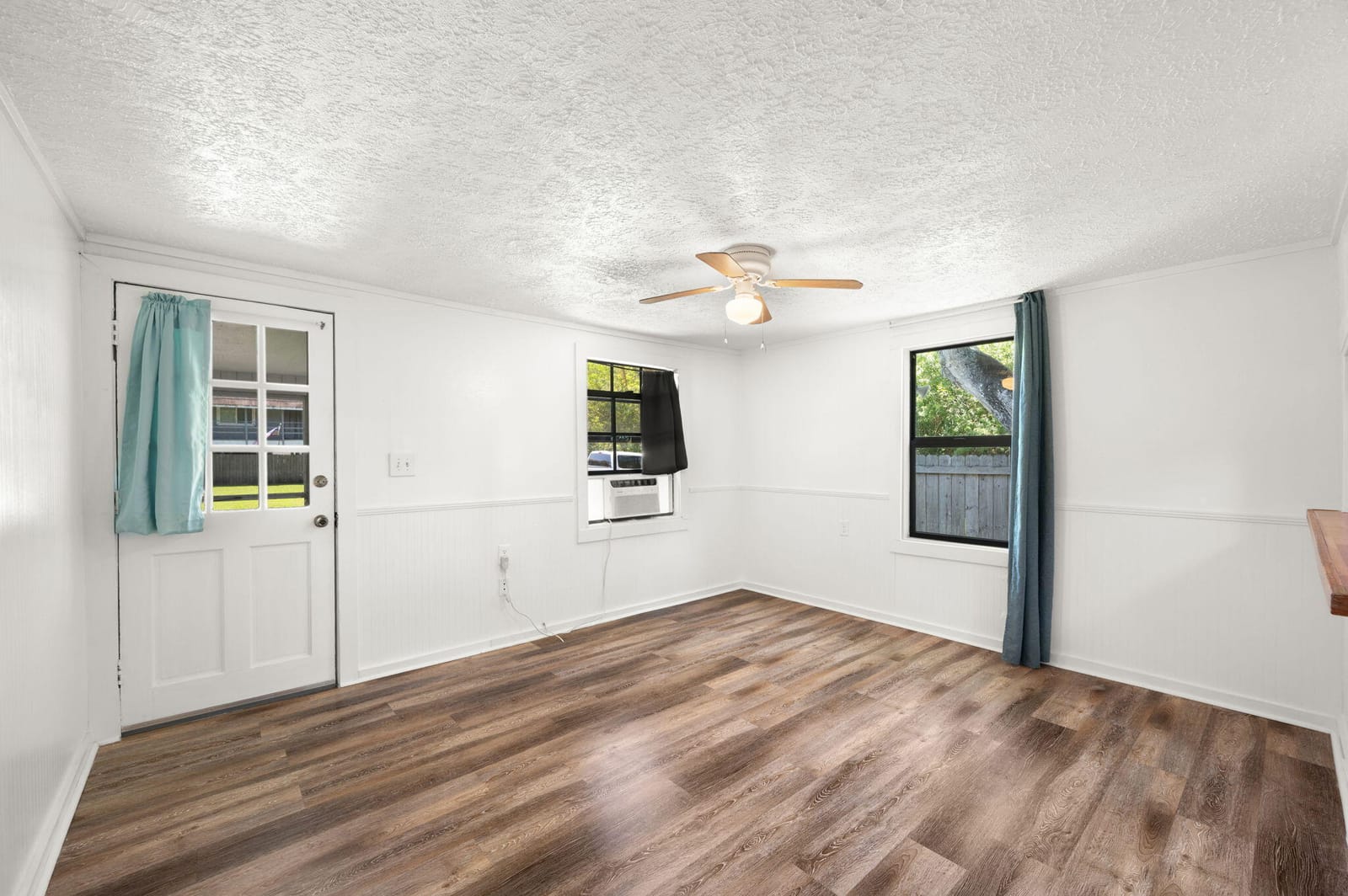 390 Baysinger Avenue — photo 3