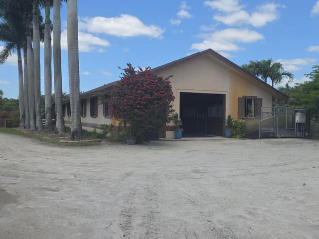 14127 Equestrian Way, Wellington, FL 33414